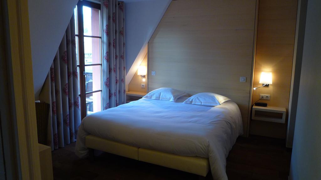 Hotel Winzenberg Blienschwiller Habitación foto