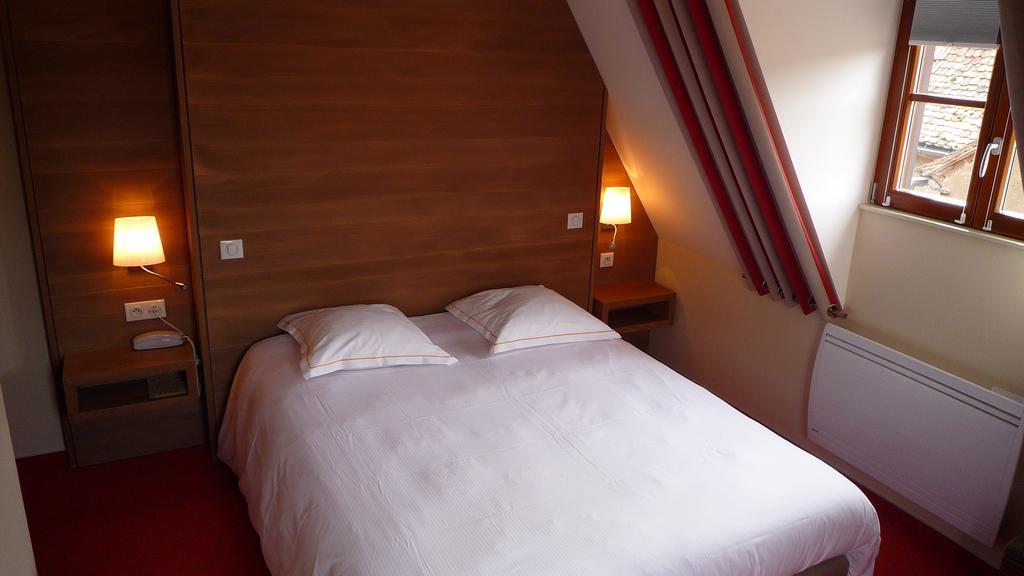 Hotel Winzenberg Blienschwiller Habitación foto